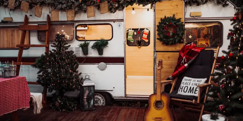 RV Holiday Travel 10 Tips for Stress-Free Christmas Road Trips