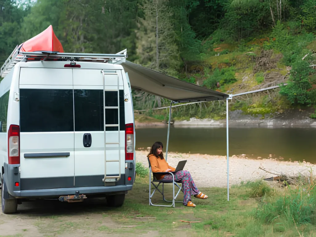 Where Hookhub Fits Into Long-Term RV Housing for Workers (1)